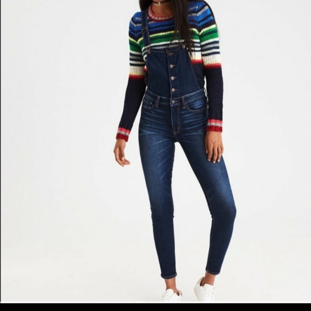 ❤️ Soooo cute! AEO Overalls, jegging style next level stretch 18